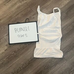 Blanqi compression top